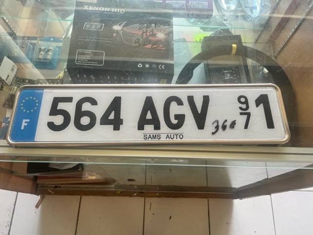 Fabrication plaques d'immatriculation Guadeloupe Fabrication plaques d'immatriculation Guadeloupe